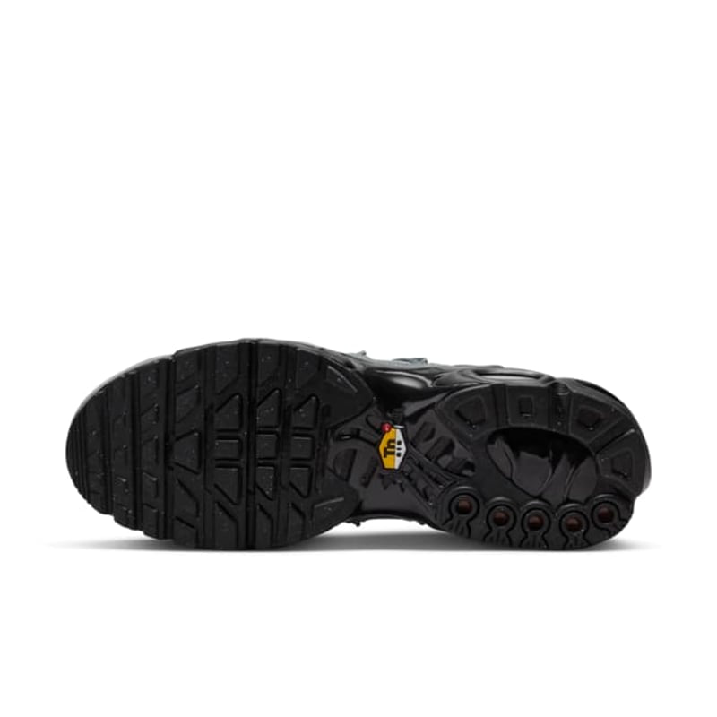 Nike Air Max Plus Utility "Wolf Grey & Black"