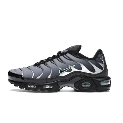 Nike Tn Air Max Plus Black Particle Vapour Vapour Green