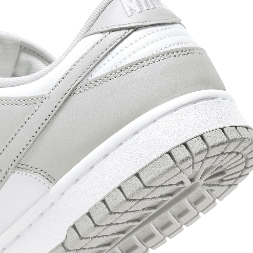 SB Dunk Low “Grey Fog”